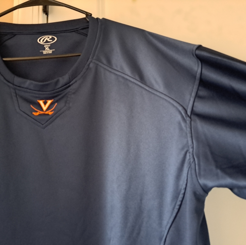 Shirt - Picture 3 of 5
